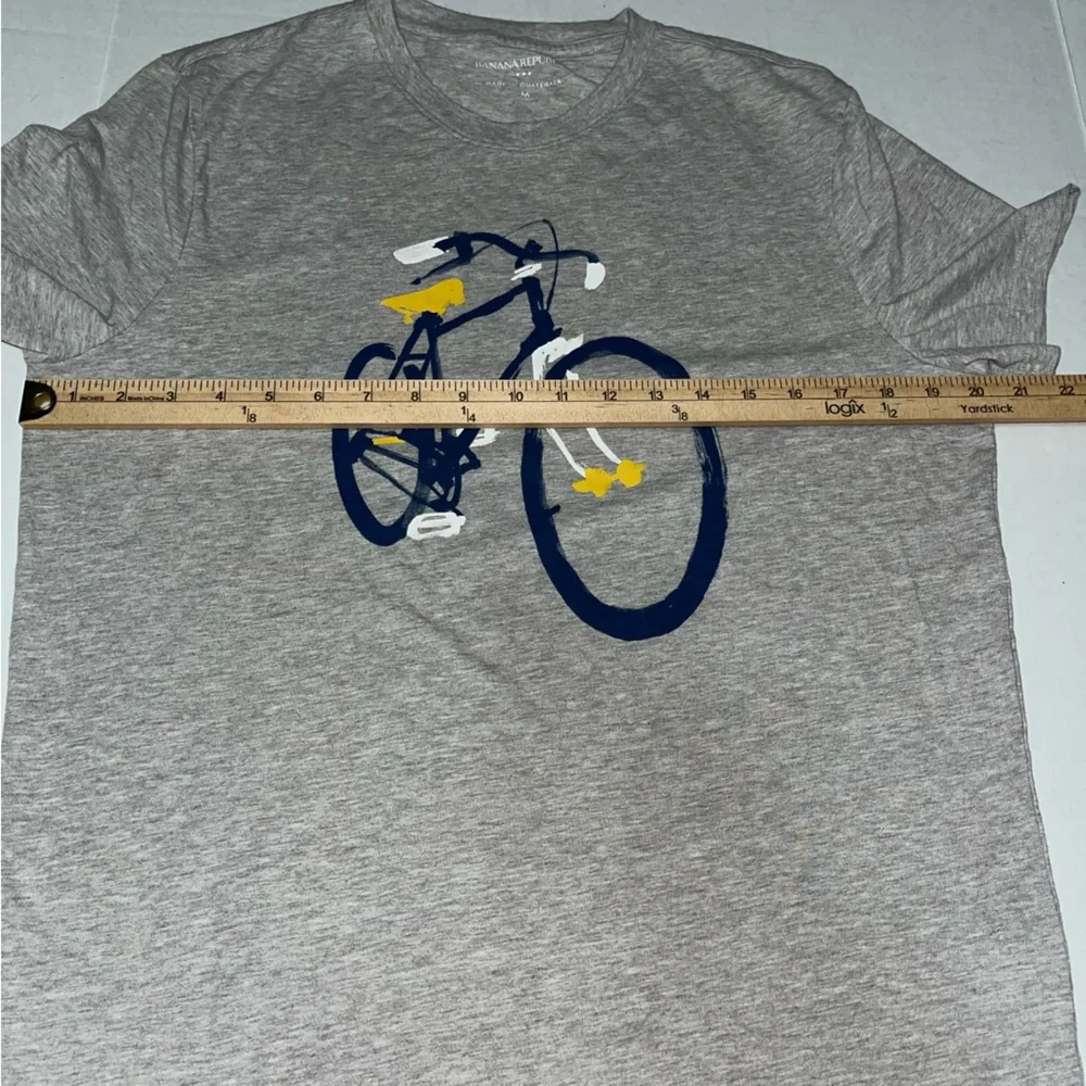 Banana Republic Bike‎ Painting Graphic Short Sleeve Tee Shirt Medium